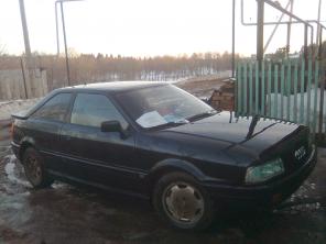   AUDI 80