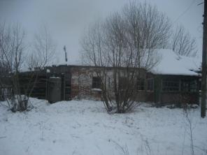 Загородный дом у озера