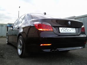   BMW 520i