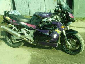    Suzuki GSX