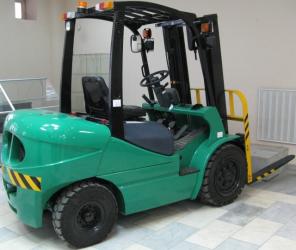 Дизельный погрузчик 3 тн - продажа и сервисное обслуживание
