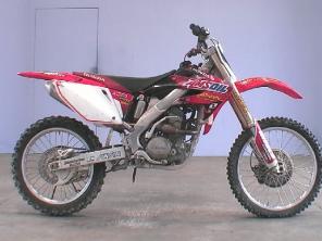 Продаю кроссовый мотоцикл Honda CRF250R