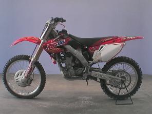 Продаю кроссовый мотоцикл Honda CRF250R