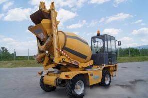 Автобетоносмеситель DUMEC BT 3000/3500 Год выпуска:2004