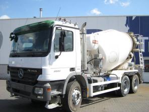 Автобетоносмеситель(АБС) 8 куб. на шасси Mercedes-Benz Actros 3332 B