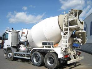 Автобетоносмеситель(АБС) 8 куб. на шасси Mercedes-Benz Actros 3332 B