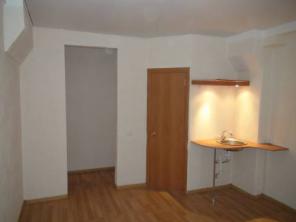 1 комн., 18 м2, 1\5 кирпич, 2м.п. М. Авиамоторная