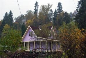 Продаю уютную теплую рубленую дачу с мансардой в СНТ