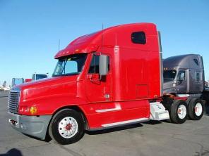   2010 FREIGHTLINER C12064ST-CENTURY 120