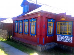 Продается большой бревенчатый дом