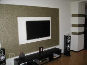 Продаю 2 к квартиру-студию в центре ЖК Смычка