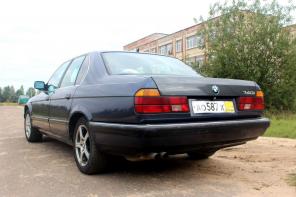 Bmw 735i, 