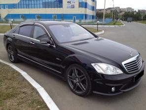 Mercedes-Benz s63 amg