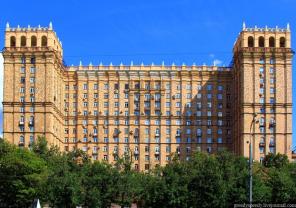 Продам 3-комн. квартиру, элитный сталинский дом.