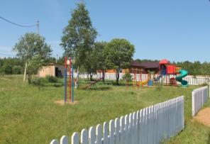 Срочно продаю участок в готовом красивом дачном поселке