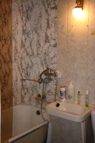 Продам 2-ком кв-ру, свободна, балкон застеклен, центр, Подольск