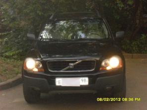  volvo xc90    2004.