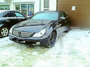 Mercedes-Benz CLS500 2006 .