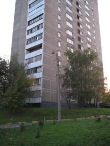 Продажа свободной трехкомнатной квартиры