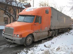   Freightliner,1999..   Schwarzmuller,1997..