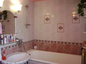 Хорошая квартира в заметчательном месте.