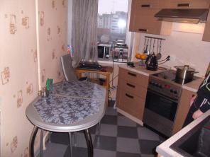 Продаю 2х к.кв Стачек 105.