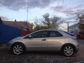  Honda Civic 5D 2008 .   