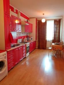 Продаю 2-х комнатную квартиру в Заводском р-не, подходит под нежилое