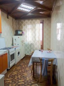 Продаю 2-х комнатную квартиру, 6-я Дачная