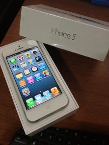   Apple Iphone 5 64GB 