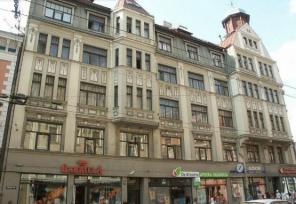 5-комнатная квартира в реновированном доме в центре Риги