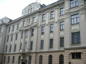 Эксклюзивная 4-комнатная квартира в центре Риги