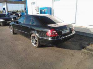  ersedes 211 E350 (272Hp) 4Matic