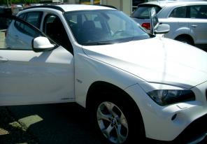 2010 . BMW X1    2,0 L diesel