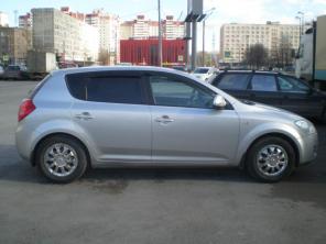 Kia Ceed  2009 ..