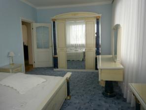 четырехкомнатная квартира, в центре Таллинна, Эстония Liivalaia 30