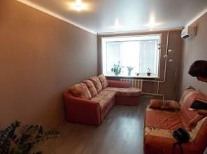 Двухкомнатная квартира с двумя застекленными лоджиями в Данкове Липецкой области