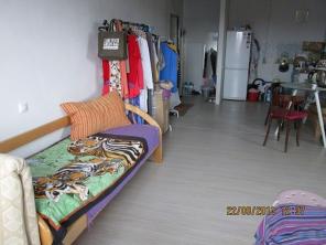  1-.     - 2 650 000 . .