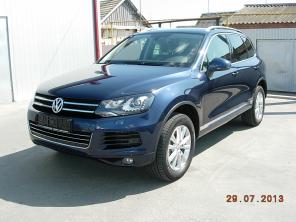 Volkswagen Touareg II 2010.  