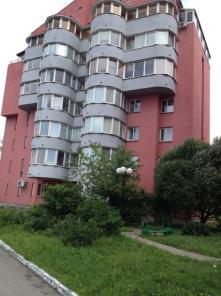 Продам 2-х комнатную квартиру  площадь 80м2