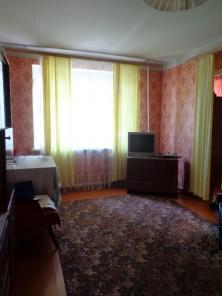 Продаю 4-х комнатную квартиру, 3-й жилучасток