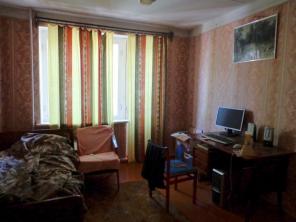 Продаю 4-х комнатную квартиру, 3-й жилучасток
