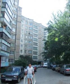 Двухкомнатная квартира с застекленной лоджией по ул. Московская в Липецке Липецкой области