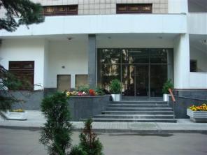 Продается 4-комнат. квартира