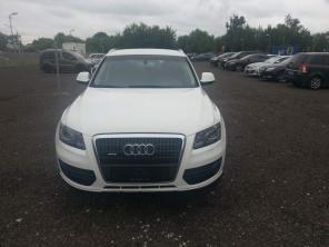   Audi Q5 quattro