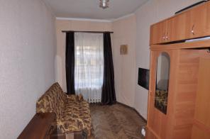 Продается 1 комната в 5 комнатной квартире