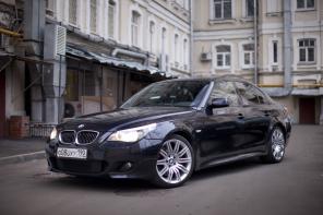   BMW 540i  