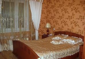 Продаю двухкомнатную квартиру в Наро-Фоминске, ул. Маршала Жукова