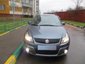  Suzuki SX4   