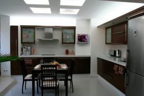 Продажа четырехкомнатной квартиры во Фрунзенском районе Санкт-Петербурга